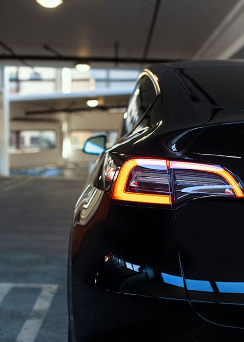 Un parking équipé de recharges électriques