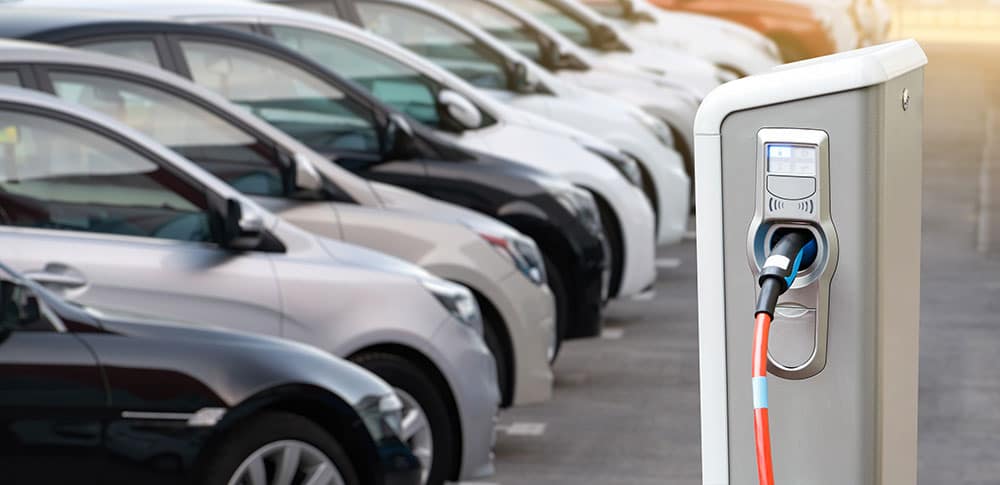 Equiper le parking de son entreprise de bornes de recharge pour véhicules électriques